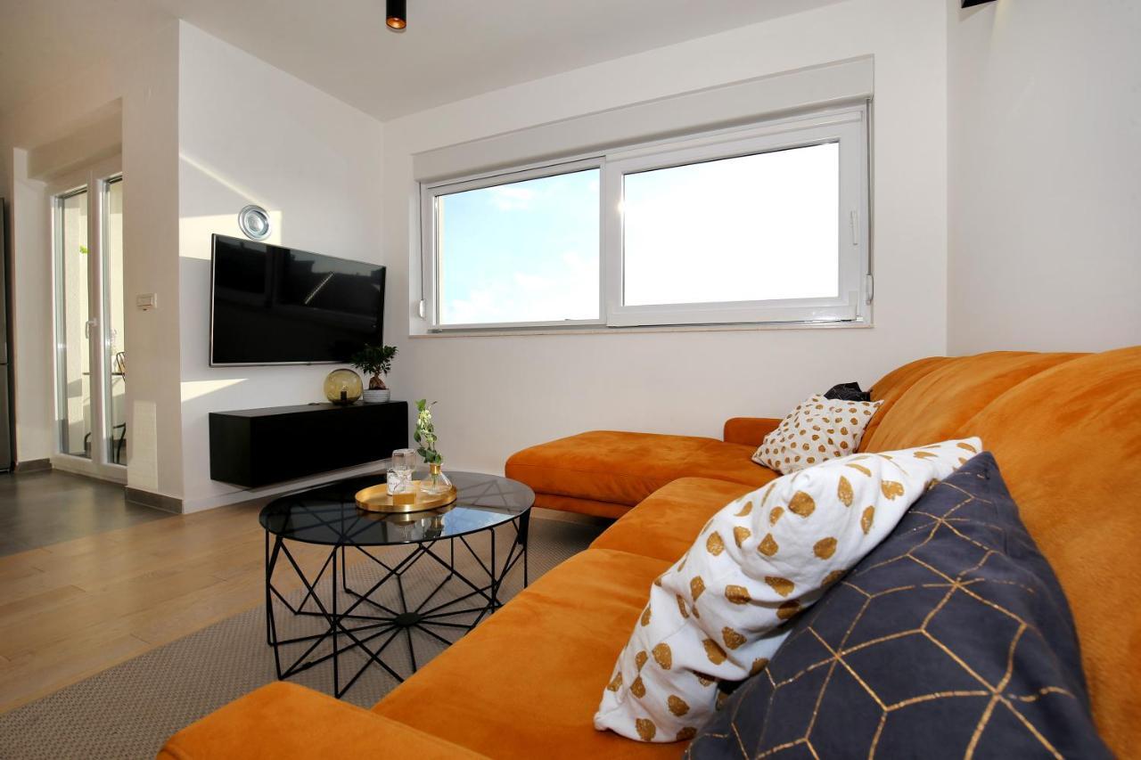 Esso Roof Terrace Apartment Задар Екстериор снимка