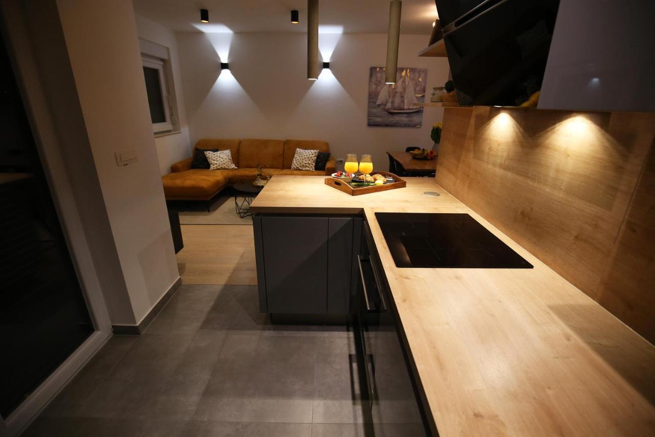 Esso Roof Terrace Apartment Задар Екстериор снимка